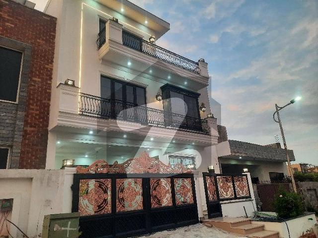 8 Marla House Available For Sale In B 17 Islamabad