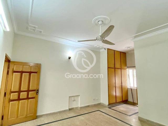 8 Marla House for Rent