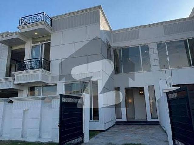 8 Marla House For Sale In Airport Enclave Islamabad