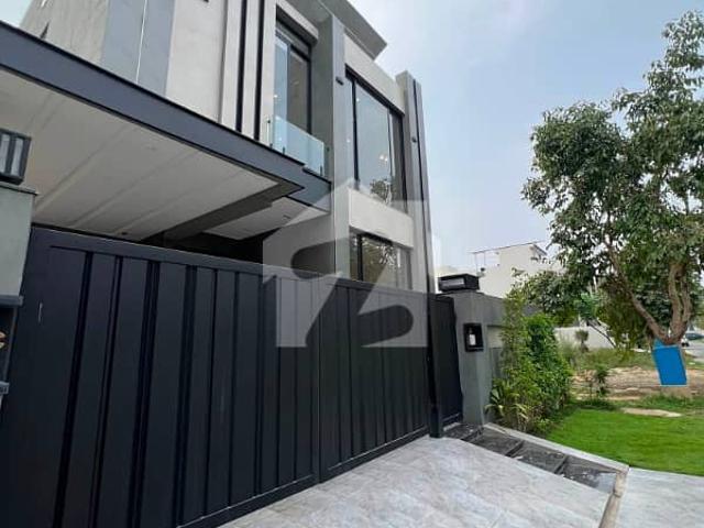 8 Marla House For Sale In Bahria Town Lahore | Hot Location | Fully Developed Area