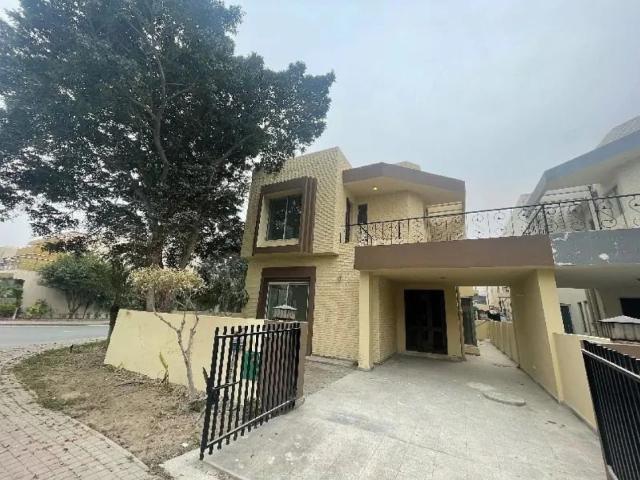 8 marla house for sale lahore bahria town id 102479