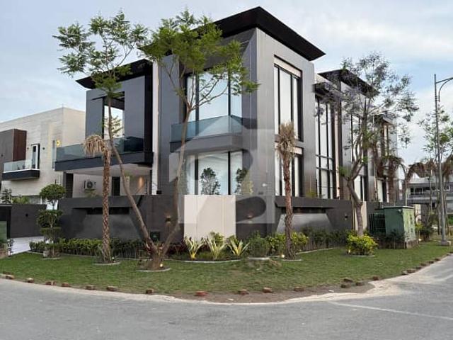 8 Marla House For Sale Ultra Modern Design Don'T Miss This Golden Opportunity To Own Your Dream Home!