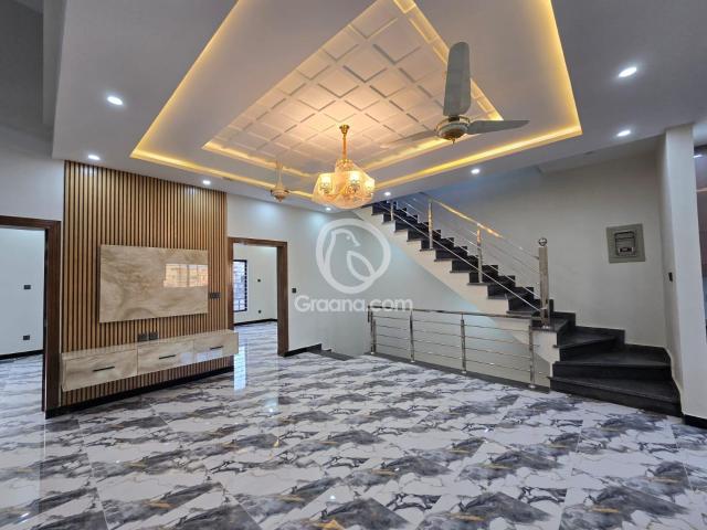 8 Marla House for Sale