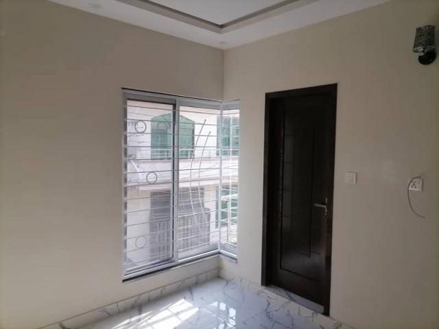 8 Marla House Is Available For Sale Lahore BAHRIA NASHEMAN ID 78994