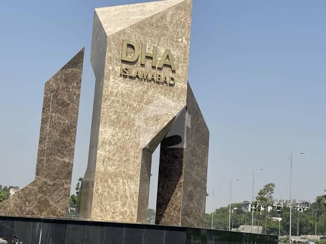 8 Marla Investors Price Plot For Sale In Sec F In DHA Phase 5 Islamabad > Direct Deal With owner