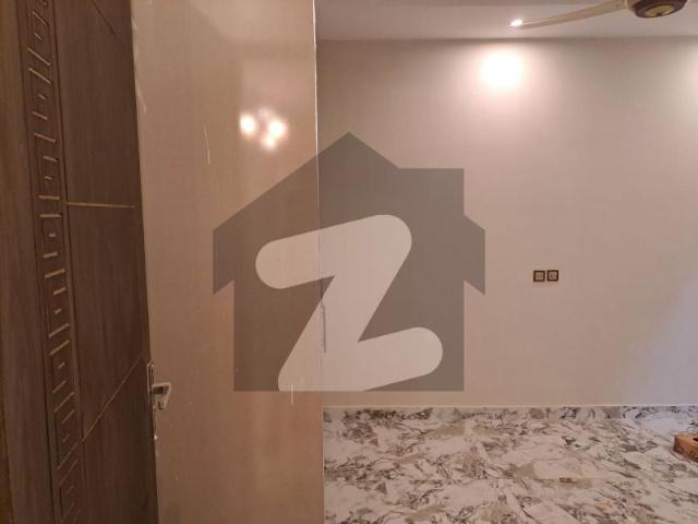 8 Marla Just Like New Elegant Bungalow With Basment For Sale In DHA Phase 1