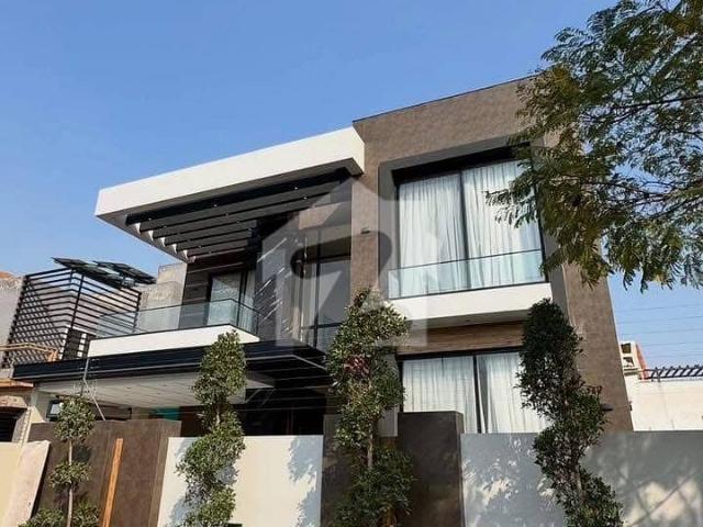 8 marla luxurious house for sale at bahria town prime location