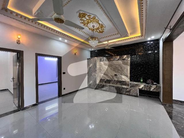 8 Marla Luxury House For Sale In Faisal Town Islamabad Your Dream Lome Awaits! *Located In A Premium Gated Society With_all Modern Amenities_, This Stunning 8 Marla Residence Is Priced At *Rs: 3.60Cr* Faisal Town F 18