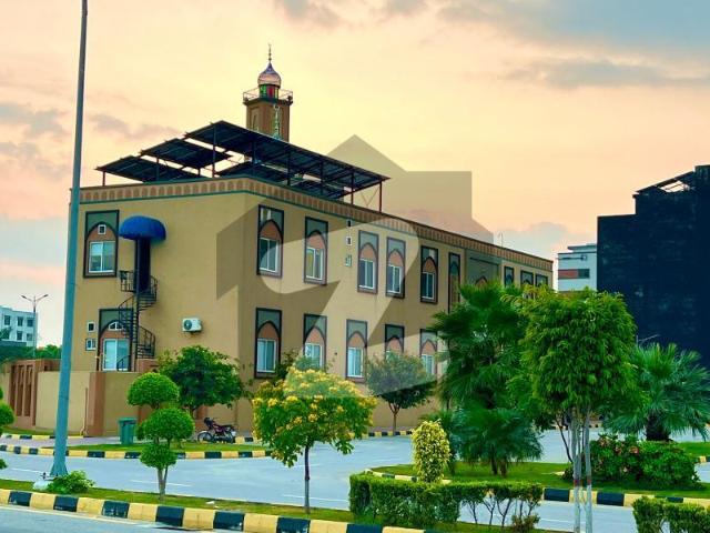 8 marla luxury house for sale in faisal town phase 1 block c