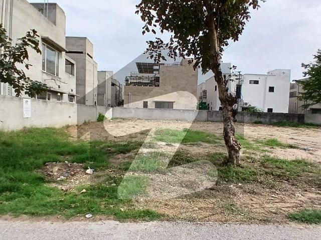 8 Marla Plot Available For Sale DHA Multan Block V