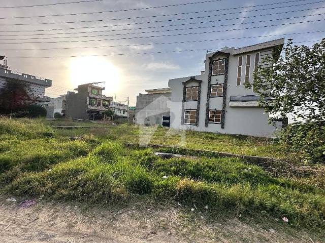 8 Marla Plot Available For Sale In I 14
