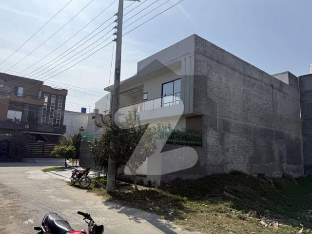 8 Marla Plot For Sale
