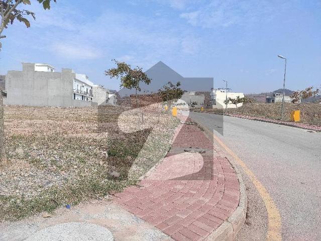 8 Marla Plot for Sale in Sector J, Bahria Enclave Islamabad Street 10 | P. U Paid