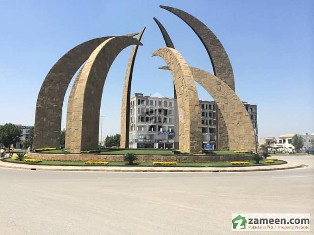 8 Marla Residential Plot Possesion & Utility Paid For Sale In Sector B Umer Block Bahria Town Lahore