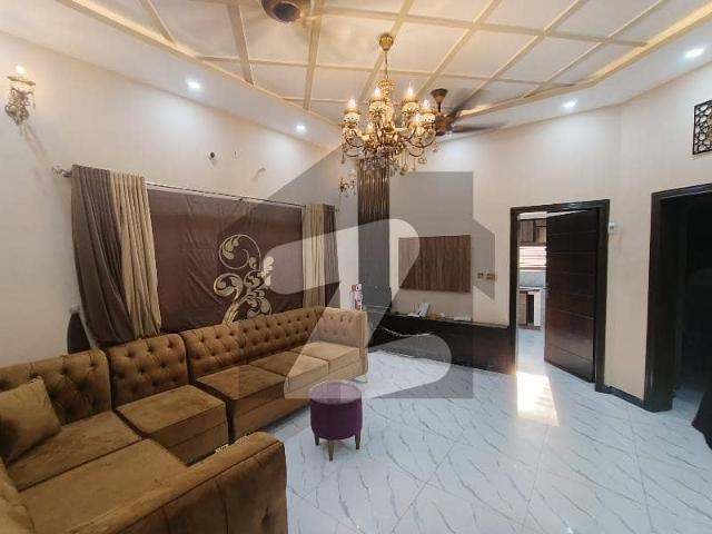 8 Marla Semi Furnished Park Facing House for Sale in Bahria Orchard Block B