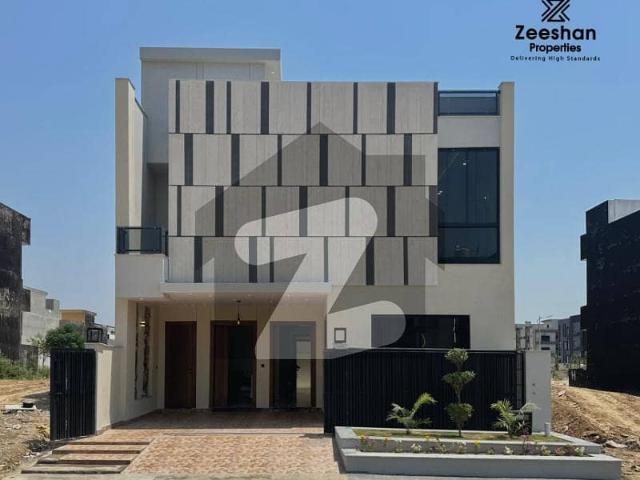 8 Marla Ultra Modern Elevation Hybrid Style Designer House For Sale In Multi Gardens B 17 Islamabad