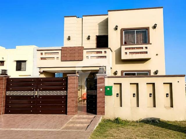 8 marla used house for sale in bahria orchard