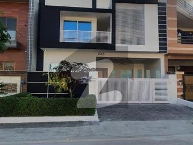8 marla 3 year old house new condition for sale in a block ft faisal town f 18