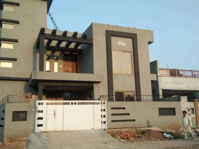 8 marladouble story house for sale in banigala islamabad at good locat Islamabad Bani Gala ID 62387