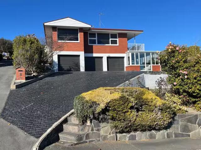 8 Michael Avenue, Mount Pleasant, NZ 8081 House for Sale