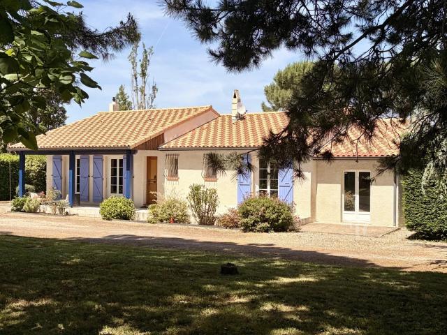 8 Min Villefranche, villa T5 de plain pied, avec terrain de 2227