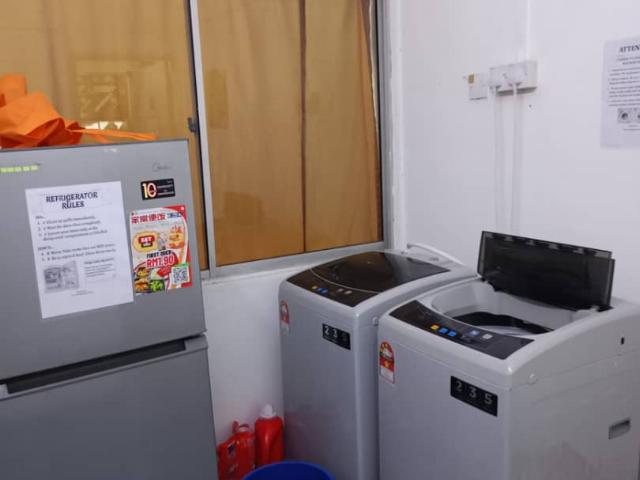 ‍♂️8 mins walking distance to MRT Lembah Subang‍♂️ Single Room Located at SS7@PJ