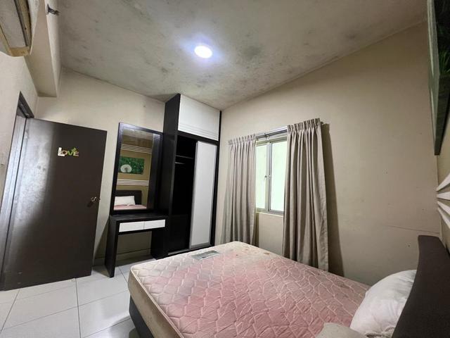 8 Mins To CIQ OPPOSITE MIDVALLEY Bayu marina 2 Bed Permas jaya