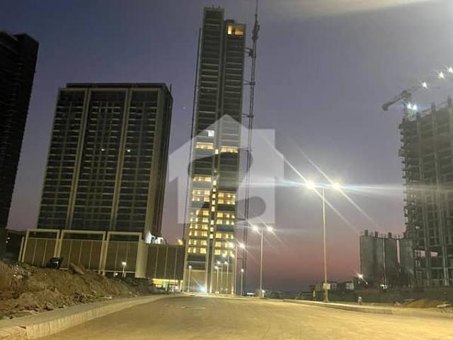 8 Month Plan Chance Deal | 2 Bed Type 2B 2 | The Views Tower Emaar Oceanfront | Sea + Marina + Park + Downtown Views