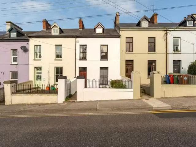 8 Mount View Terrace, Ballyhooly Road, St. Lukes, Co. Cork, T2.