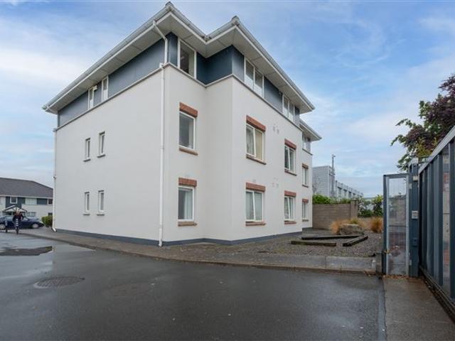 8 Moynihan Court, Tallaght, Dublin 24 Conerney Estate Agents 4932 MyHome. Ie Residential