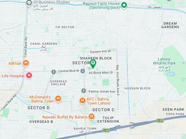 8 Mrla Facing Park Plot For Sale