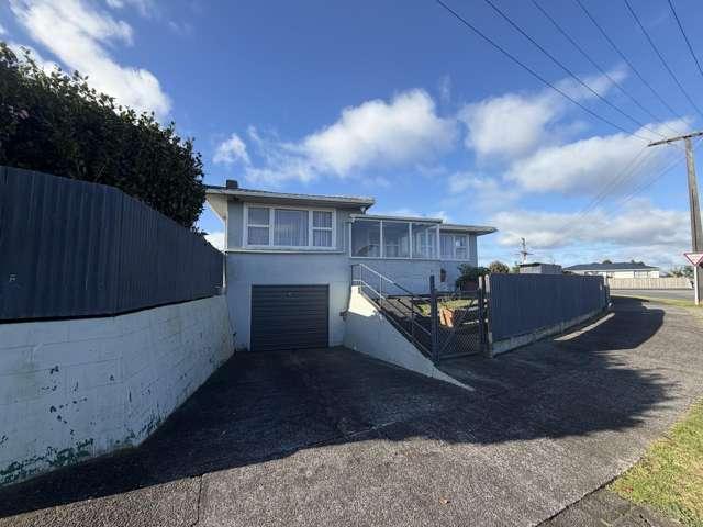 8 Newbury Place, Waitara, New Plymouth