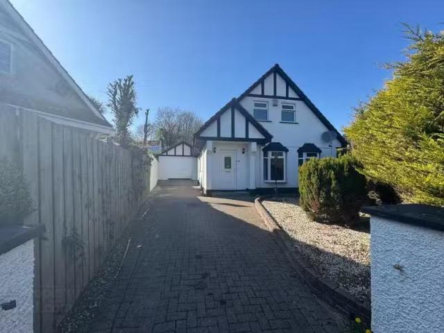 8 North Meadows