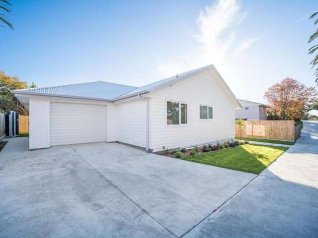 8 Norwich Place, Awapuni, Palmerston North City