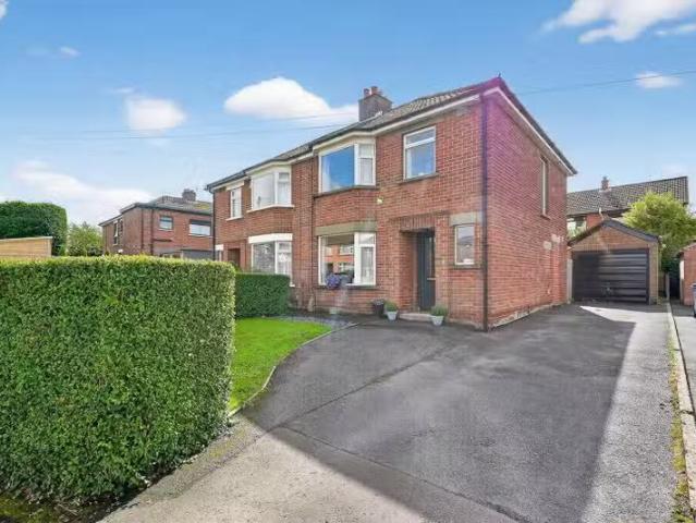 8 Norwood Crescent