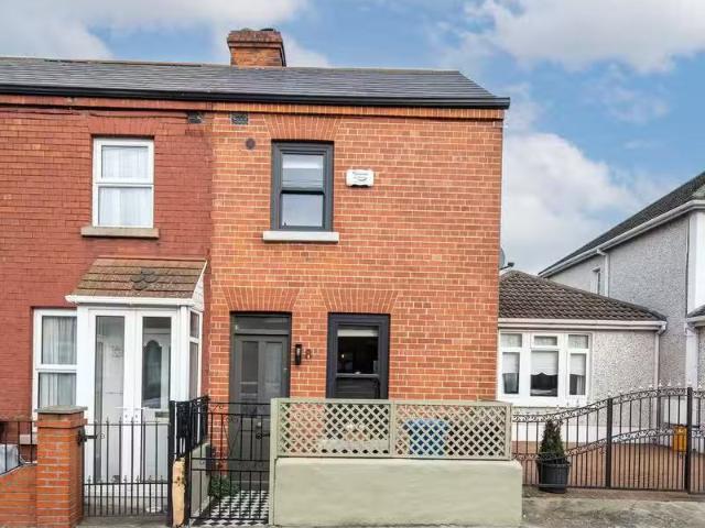 8 Oblate Drive, Inchicore, Dublin 8, D08V6FV is for sale