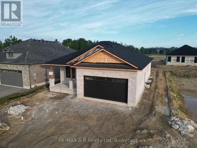 8 Orchard Drive, Stratford, ON, N5A 0L1 house for sale | Listing ID X13547 | Royal LePage