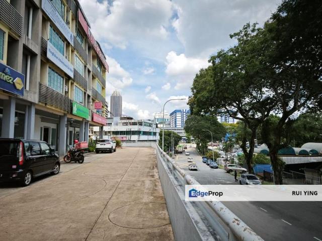 8 Avenue