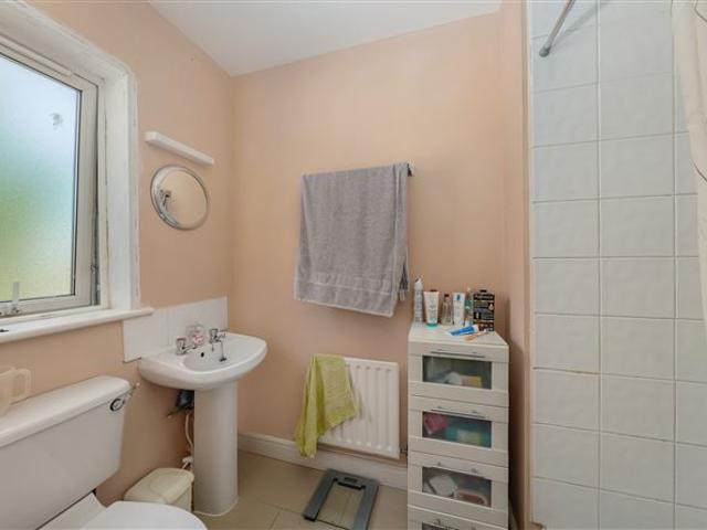 8 Allendale View, Clonsilla, Dublin 15 Ray Cooke Auctioneers 4930 MyHome. Ie Residential
