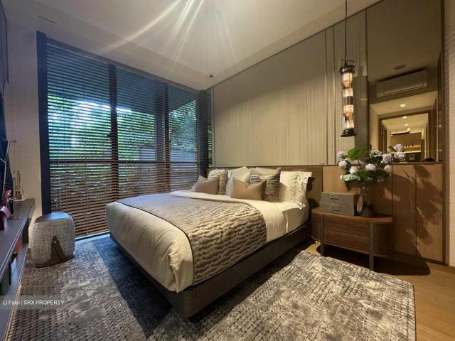 8@bt D21, Condominium