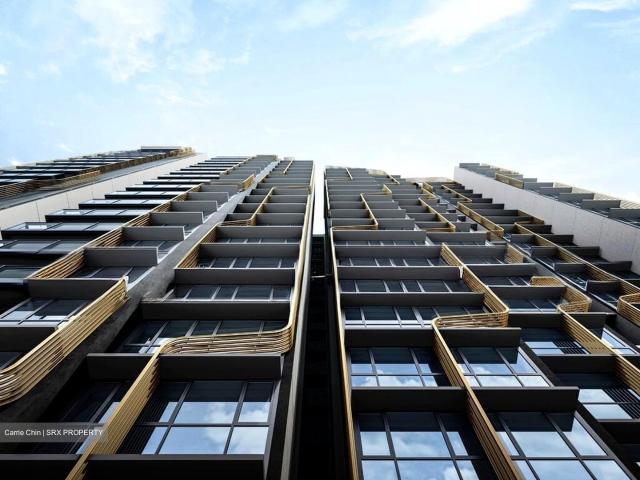 8@bt D21, Condominium