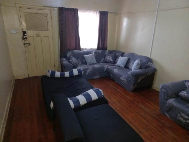 8 Bedroom Apartment in Port Elizabeth Central