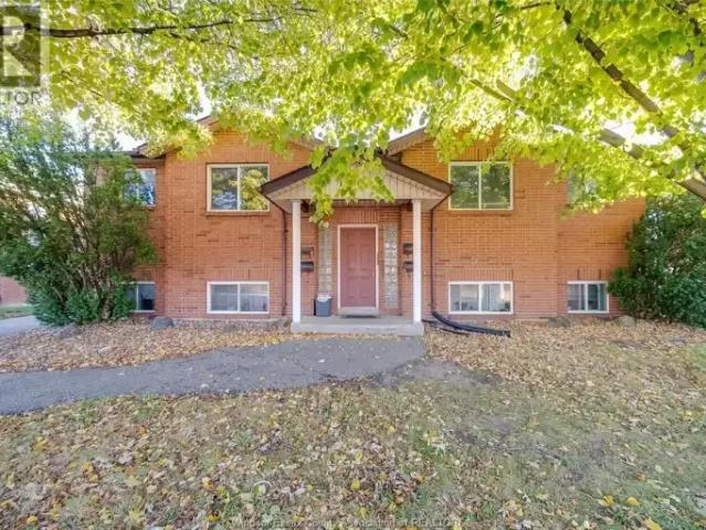 8 Bedroom Apartment Windsor ON 102052804