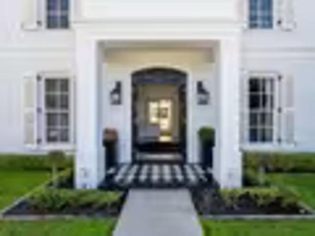 8 Bedroom House Constantia Constantia 103682974