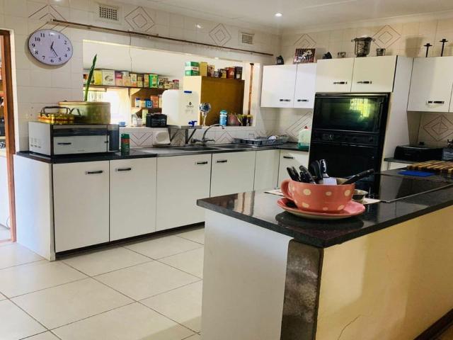 8 Bedroom house for sale in Meer En See, Richards Bay