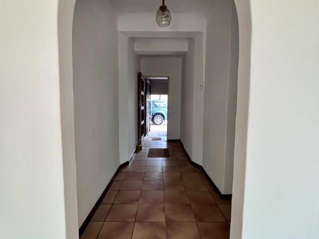 8 Bedroom House For Sale in Pierre Van Ryneveld