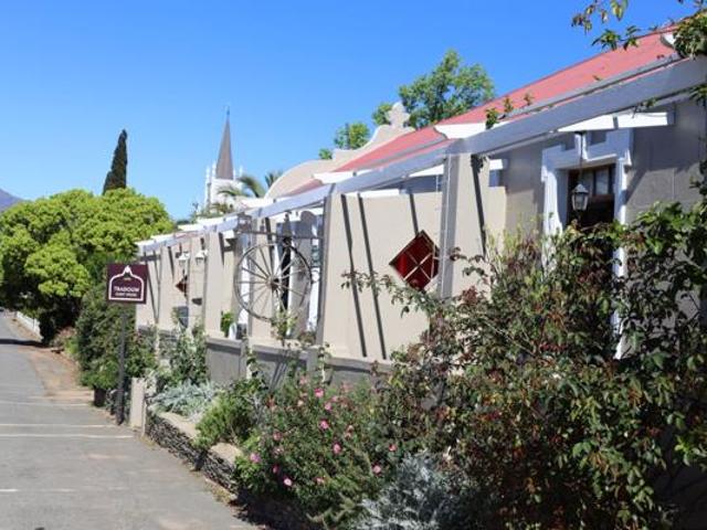 8 Bedroom House in Barrydale