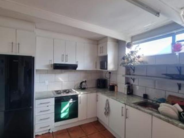 8 Bedroom House in Brandwood