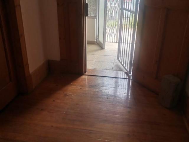 8 Bedroom House in Glenwood