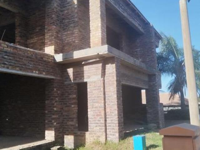 8 Bedroom House in Highveld Park